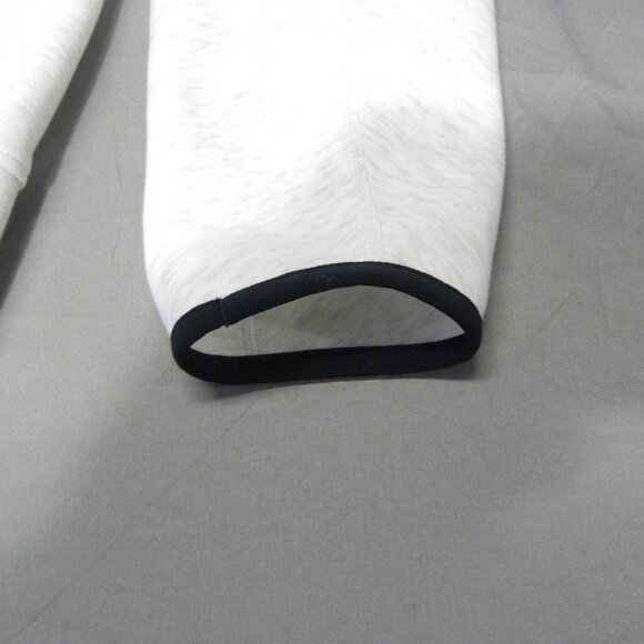 Women's S Nike Sportswear Tech Fleece 1/4-Zip Top - Picture 5 of 10